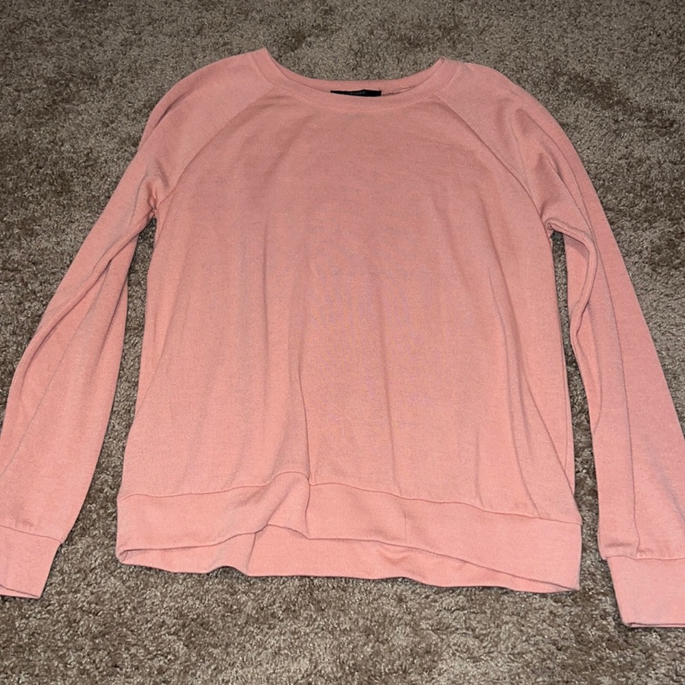 Forever 21 Lace Back Long Sleeve Top 🧡
